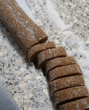 33,35,283,287.692108