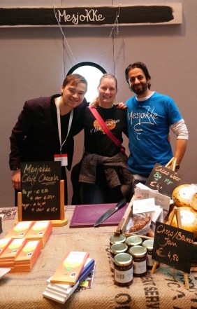 35,35,319,326.891388