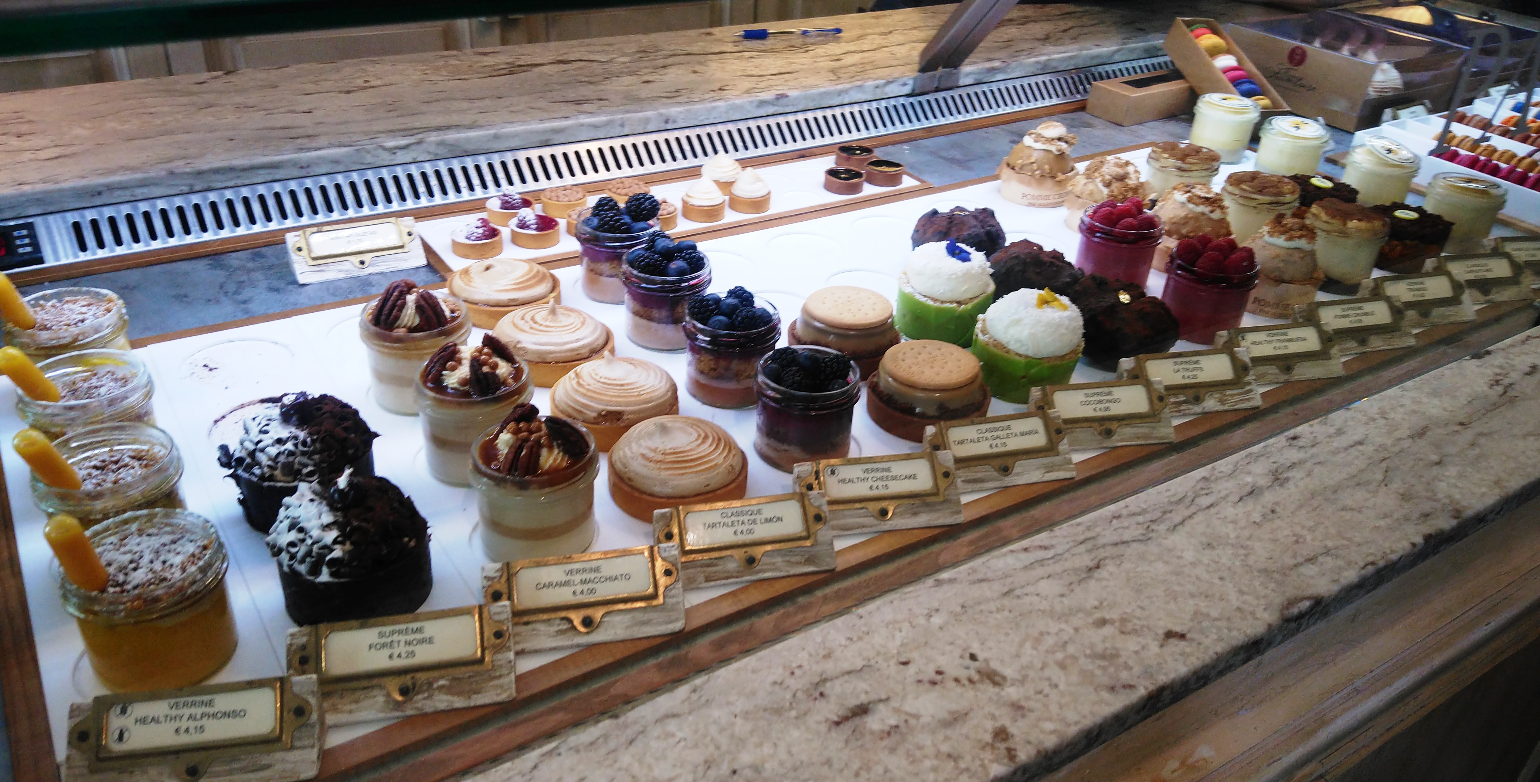 34,35,285,304.545349